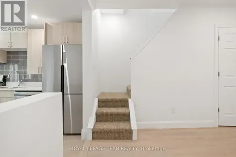 143 St Andrew Street Ottawa ON K1N 5G3