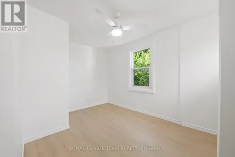 143 St Andrew Street Ottawa ON K1N 5G3
