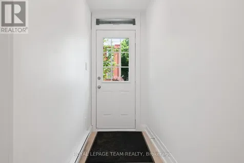 143 St Andrew Street Ottawa ON K1N 5G3