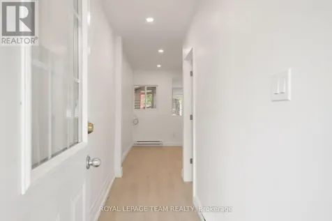 143 St Andrew Street Ottawa ON K1N 5G3