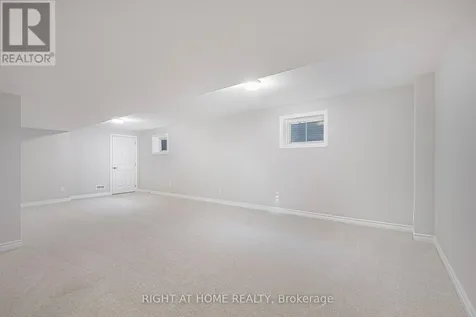 332 Peninsula Road Ottawa ON K2J 7L3