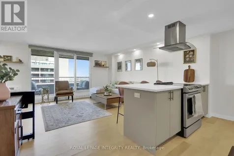 1785 Frobisher Lane Ottawa ON K1G 3T7