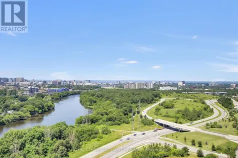 1785 Frobisher Lane Ottawa ON K1G 3T7