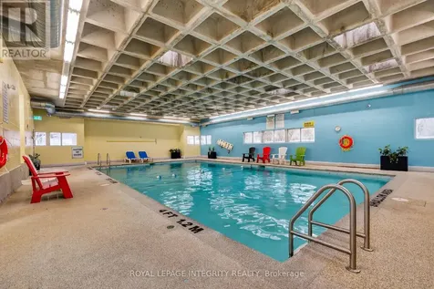 1785 Frobisher Lane Ottawa ON K1G 3T7