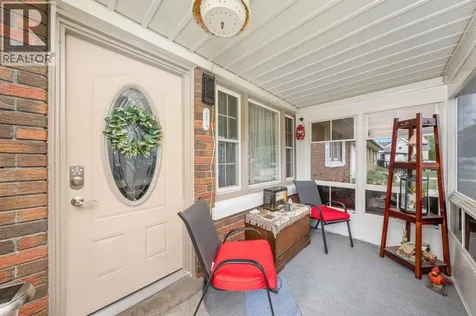 13 Canary Crescent Wallaceburg ON N8A 1A4