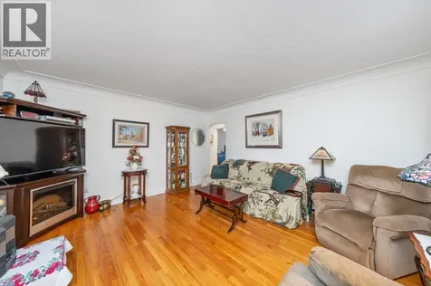 13 Canary Crescent Wallaceburg ON N8A 1A4