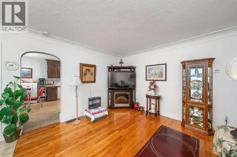 13 Canary Crescent Wallaceburg ON N8A 1A4