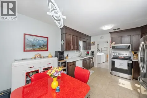 13 Canary Crescent Wallaceburg ON N8A 1A4