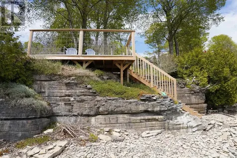 2 2nd Avenue South Bruce Peninsula ON N0H 2T0