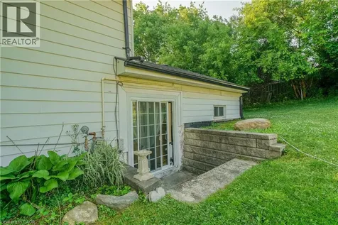 13 Brooklynne Road Cambridge ON N1R 1C4