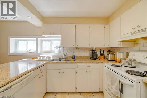 13 Brooklynne Road Cambridge ON N1R 1C4