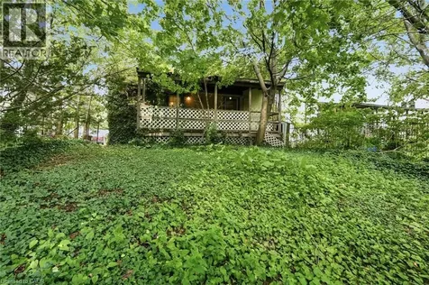 34 Eaton Place Hamilton ON L8H 1N7