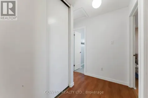 94 Fieldgate Drive Ottawa ON K2J 1T9