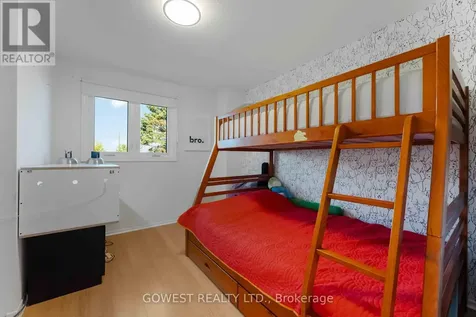 94 Fieldgate Drive Ottawa ON K2J 1T9