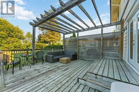 94 Fieldgate Drive Ottawa ON K2J 1T9