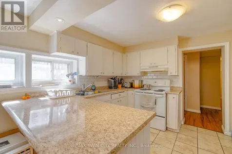 13 Brooklyne Road Cambridge ON N1R 1C4