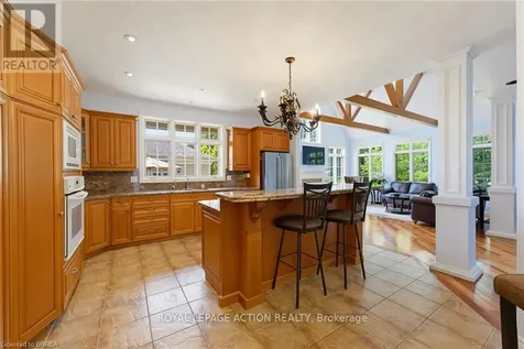 1 Rue Chateaux Terrace Brantford ON N3T 6N7