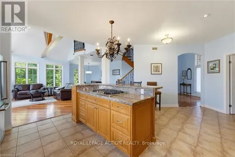 1 Rue Chateaux Terrace Brantford ON N3T 6N7