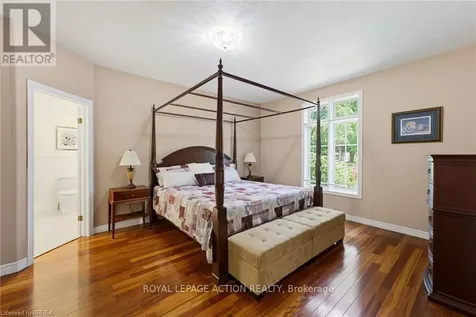 1 Rue Chateaux Terrace Brantford ON N3T 6N7