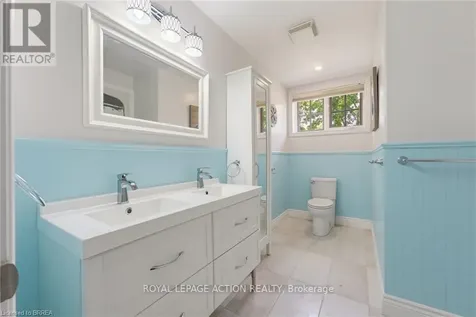 1 Rue Chateaux Terrace Brantford ON N3T 6N7