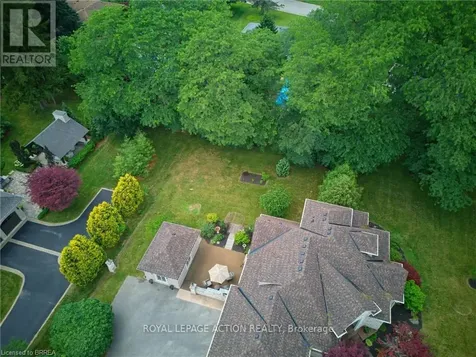 1 Rue Chateaux Terrace Brantford ON N3T 6N7