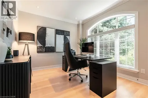 3122 Saddleworth Crescent Oakville ON L6M 0A8