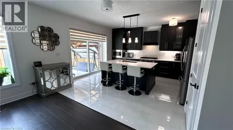 544 Nathalie Crescent Kitchener ON N2E 0H8