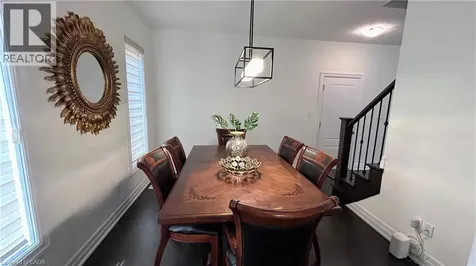 544 Nathalie Crescent Kitchener ON N2E 0H8
