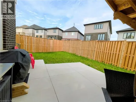 544 Nathalie Crescent Kitchener ON N2E 0H8