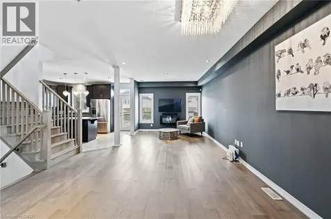 44 Springwood Drive Stoney Creek ON L8J 0C3