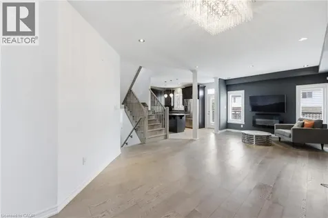 44 Springwood Drive Stoney Creek ON L8J 0C3