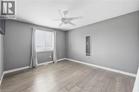 44 Springwood Drive Stoney Creek ON L8J 0C3