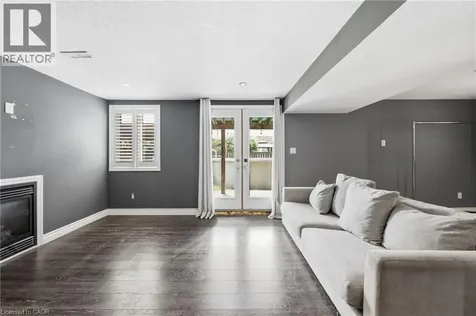 44 Springwood Drive Stoney Creek ON L8J 0C3