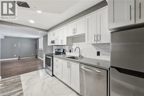 44 Springwood Drive Stoney Creek ON L8J 0C3