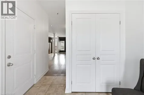 44 Springwood Drive Stoney Creek ON L8J 0C3