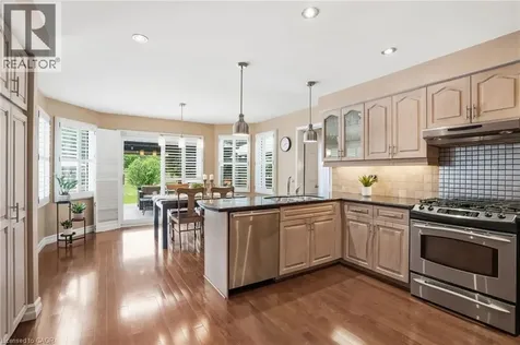 4129 Millcroft Park Drive Burlington ON L7M 3V1