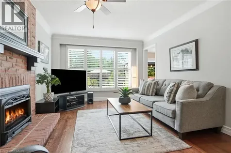 4129 Millcroft Park Drive Burlington ON L7M 3V1