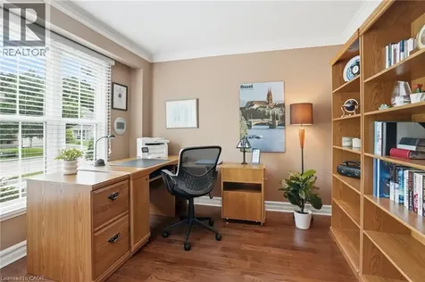 4129 Millcroft Park Drive Burlington ON L7M 3V1