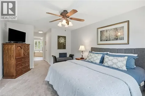4129 Millcroft Park Drive Burlington ON L7M 3V1