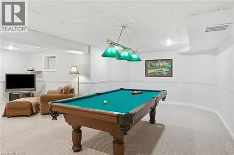 4129 Millcroft Park Drive Burlington ON L7M 3V1