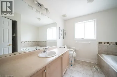 23 Stowe Terrace Brantford ON N3T 6P4