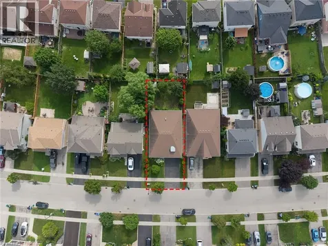 23 Stowe Terrace Brantford ON N3T 6P4