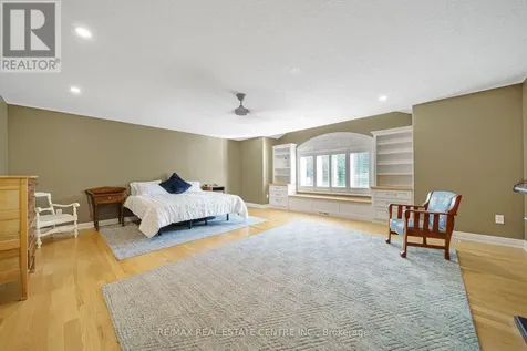 112 Dirksen Court Kitchener ON N2P 2M1