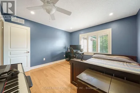 112 Dirksen Court Kitchener ON N2P 2M1