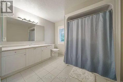 112 Dirksen Court Kitchener ON N2P 2M1
