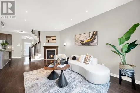 261 Brambling Way Ottawa ON K2J 0E4