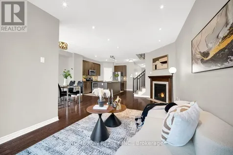 261 Brambling Way Ottawa ON K2J 0E4