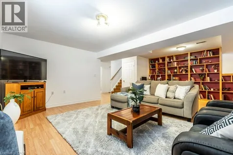 62 Spadara Drive Hamilton ON L9B 2K3