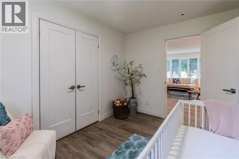 17 Woodsview Avenue Grimsby ON L3M 3S5