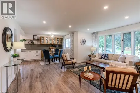 17 Woodsview Avenue Grimsby ON L3M 3S5